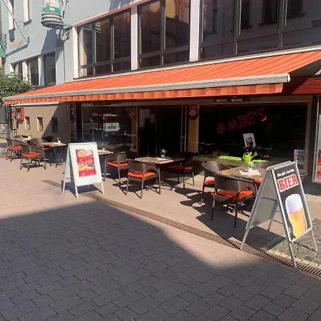 Montag Otel