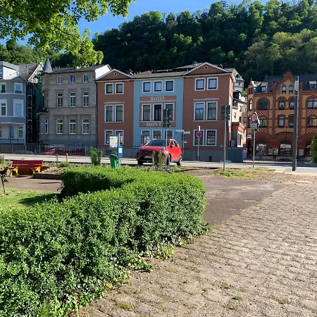 Hotel Montag *